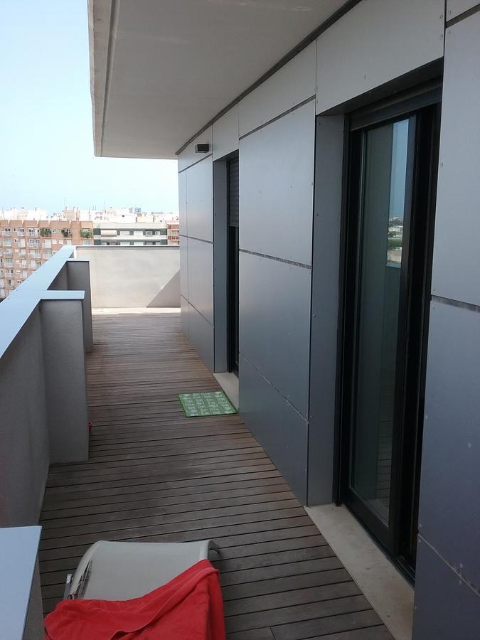 Lovely 2 Bedroom Terrace Wifi Parking Ac Heating Attic Valence Extérieur photo